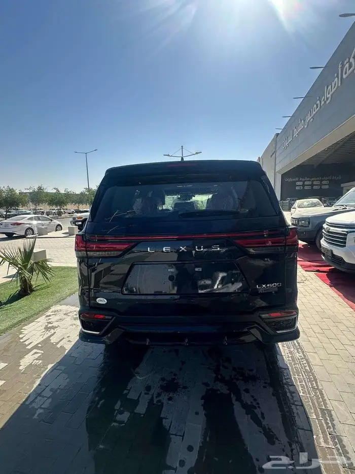 لكزس LX600 F-SPORT اف سبورت2025 لدى الخضر 6