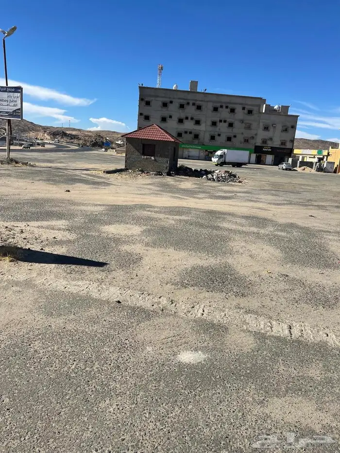 للبيع أرض مساحتها 3329 م بخميس مشيط حي مجعل الشمالي 17