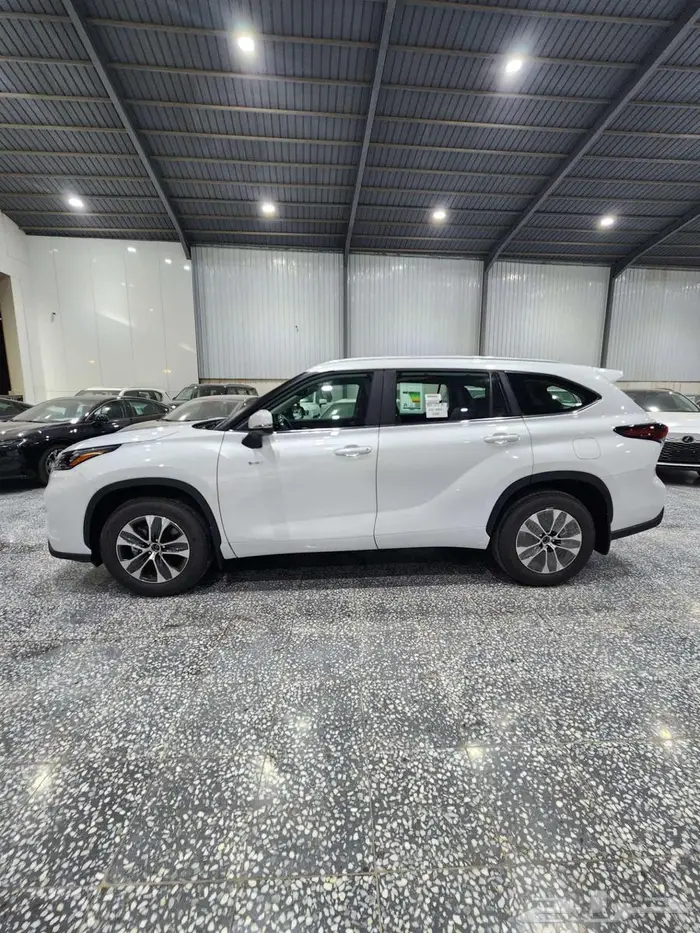 هايلاندر جي ال اي هايبرد دبل اتوماتيك 2025 السعر 156400 3