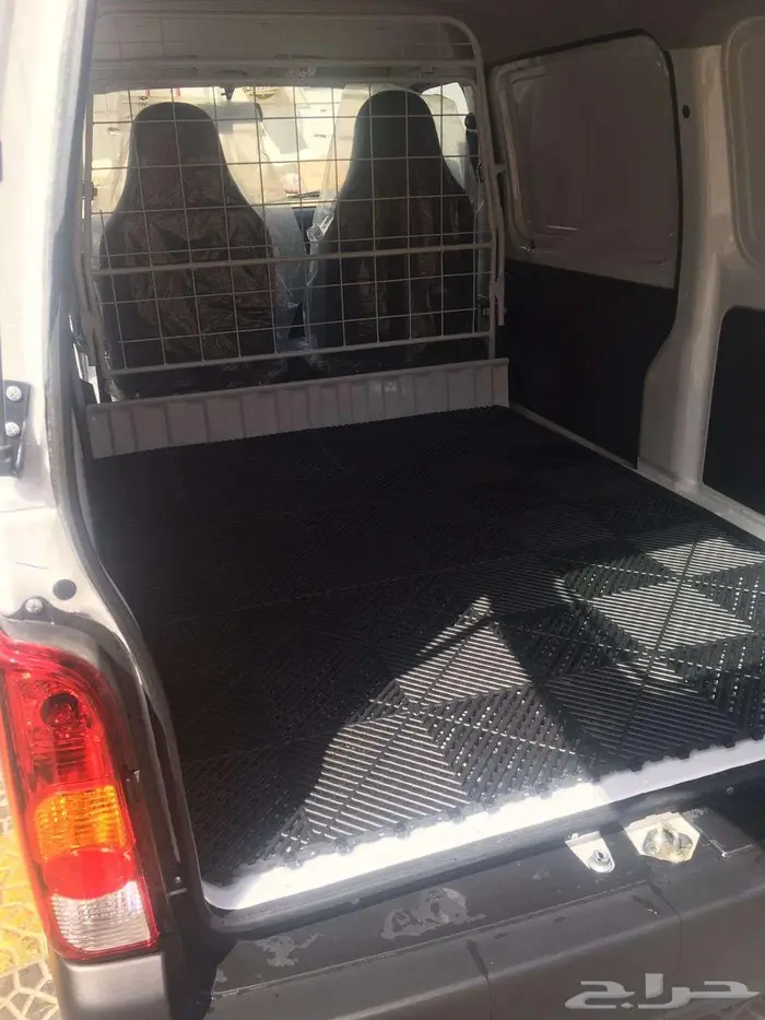 سوزوكي ايكو 2025 بنزين للايجار 3