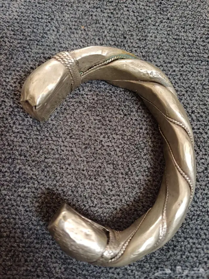 من النوادر 0