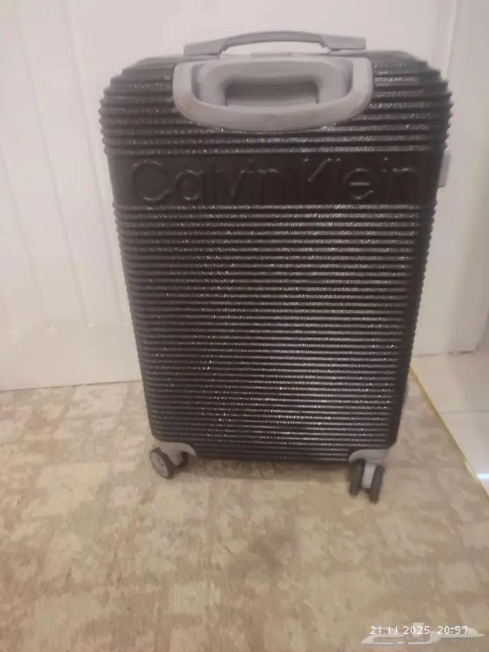 شنطه سفر استعمال بسيط 0