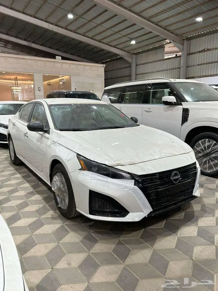 نيسان التيما ستاندر 2026 ( ابيض ) ( اقساط بنوك ) 4