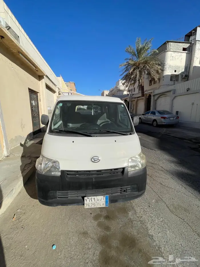 فان دايهاتسو لنقل البضائع 0
