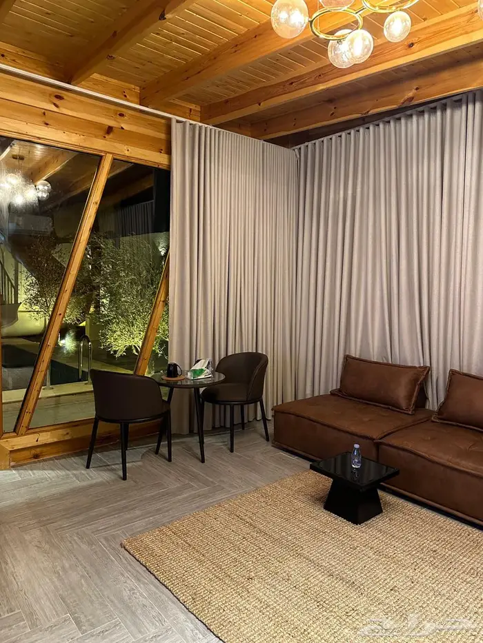 اكواخ الشلال للإيجار اليومي 2