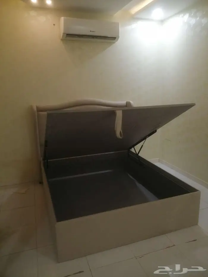 سرير ومرتب طبيه وجدريات فخامه 26