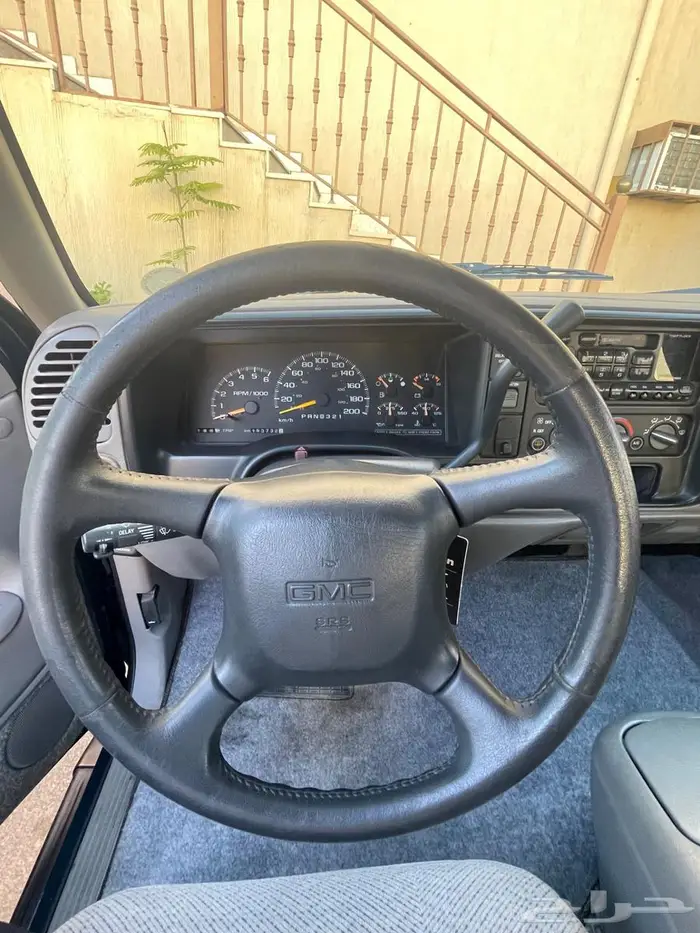 جمس موديل 1998 نظيف ماشي153 الف 6