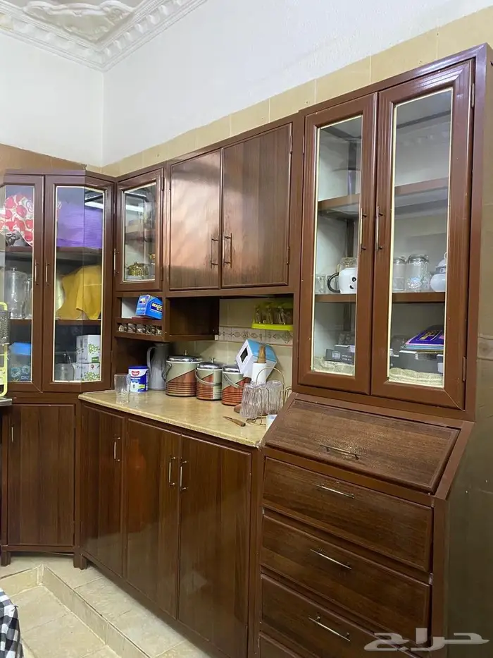 كنب و مطبخ و مكيفات للبيع الموقع بريده 3