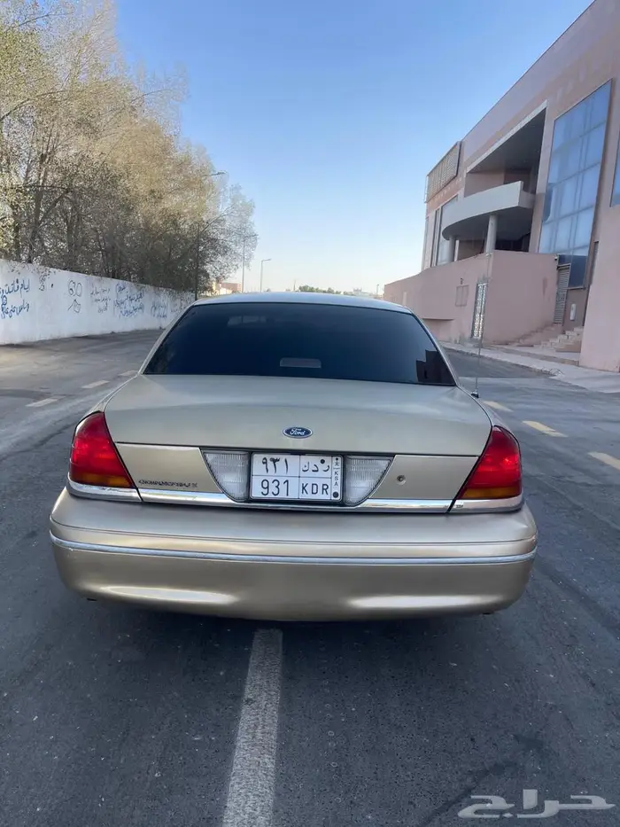 اعرض لكم كراون فكتوريا موديل 99 1