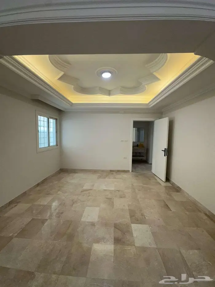 فيلا راقية للإيجار بحي النهضة 7