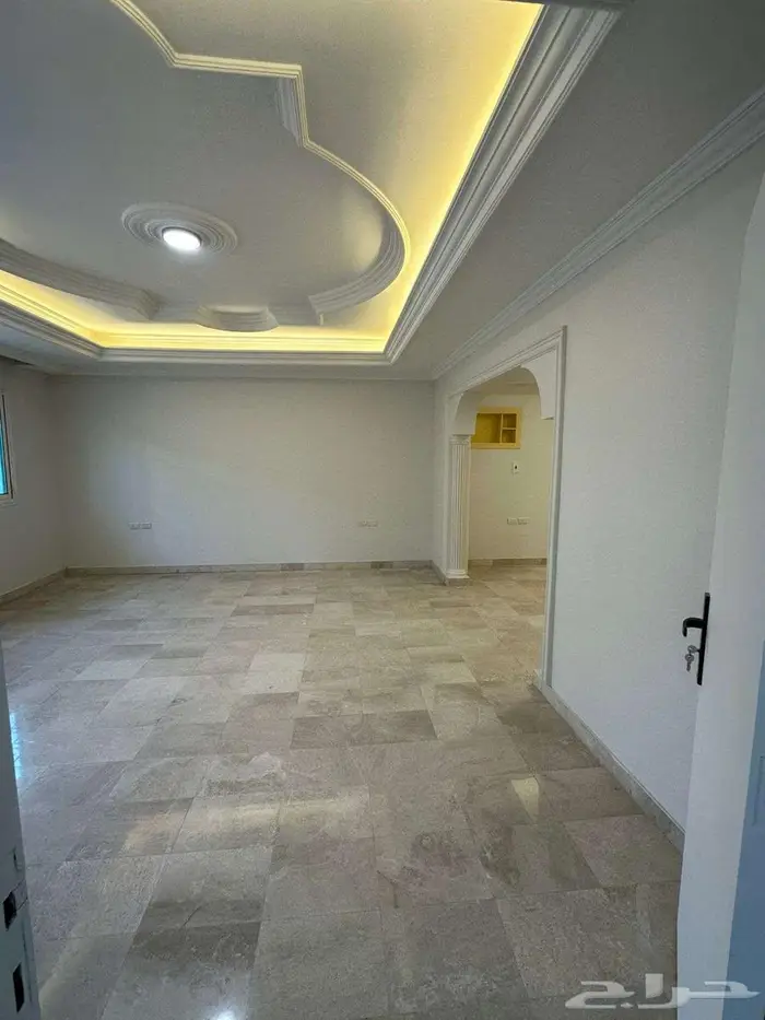 فيلا راقية للإيجار بحي النهضة 9