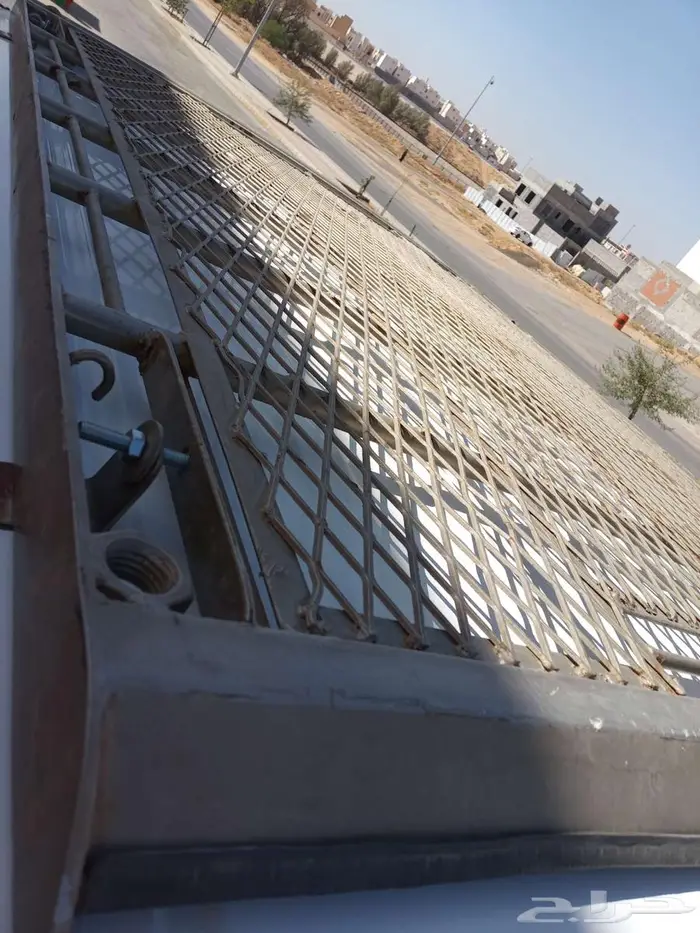 للبيع سله علويه   شبك علوي حديد سفاري 3