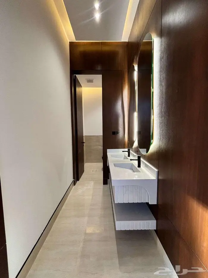 فيلا بتصميم مودرين بحي المهدية مساحة 200م 29