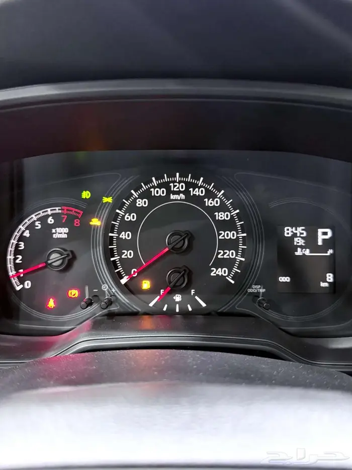 تويوتا كورولا (XLI 2.0 CC ) فتحة 2025 أقل الأسعار 17