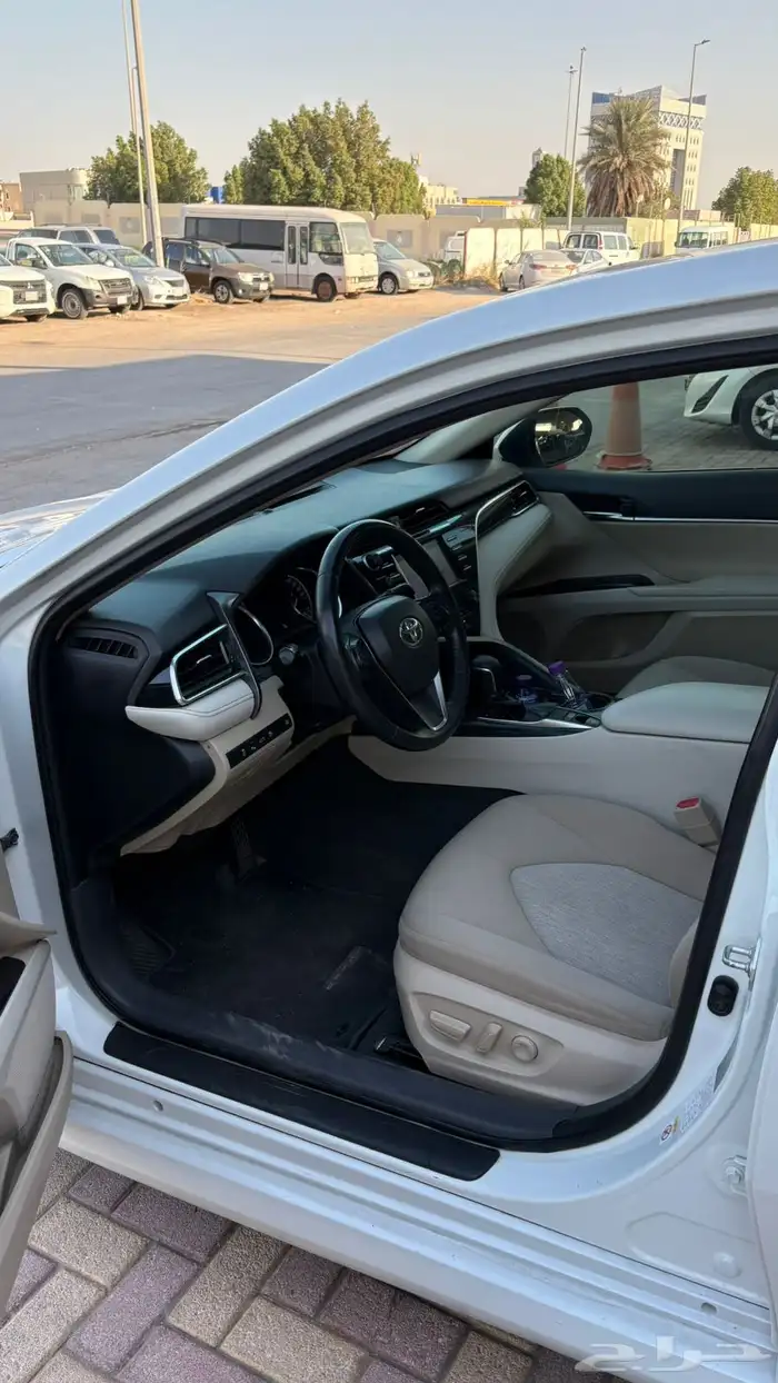 تويوتا كامري 2018 4