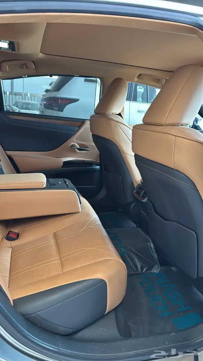 لكزس - ES 350 CC - مستخدم- بريمي - 2022 7