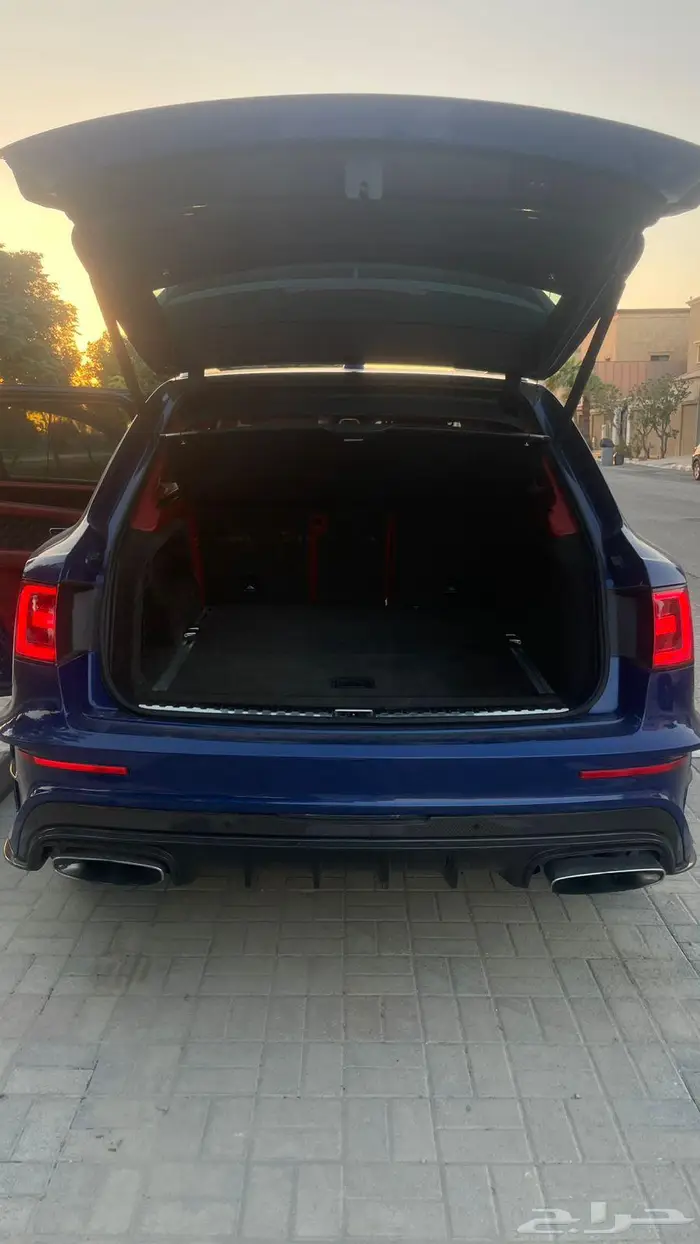 للبيع بنتلي بنتياقا موديل 2017 8