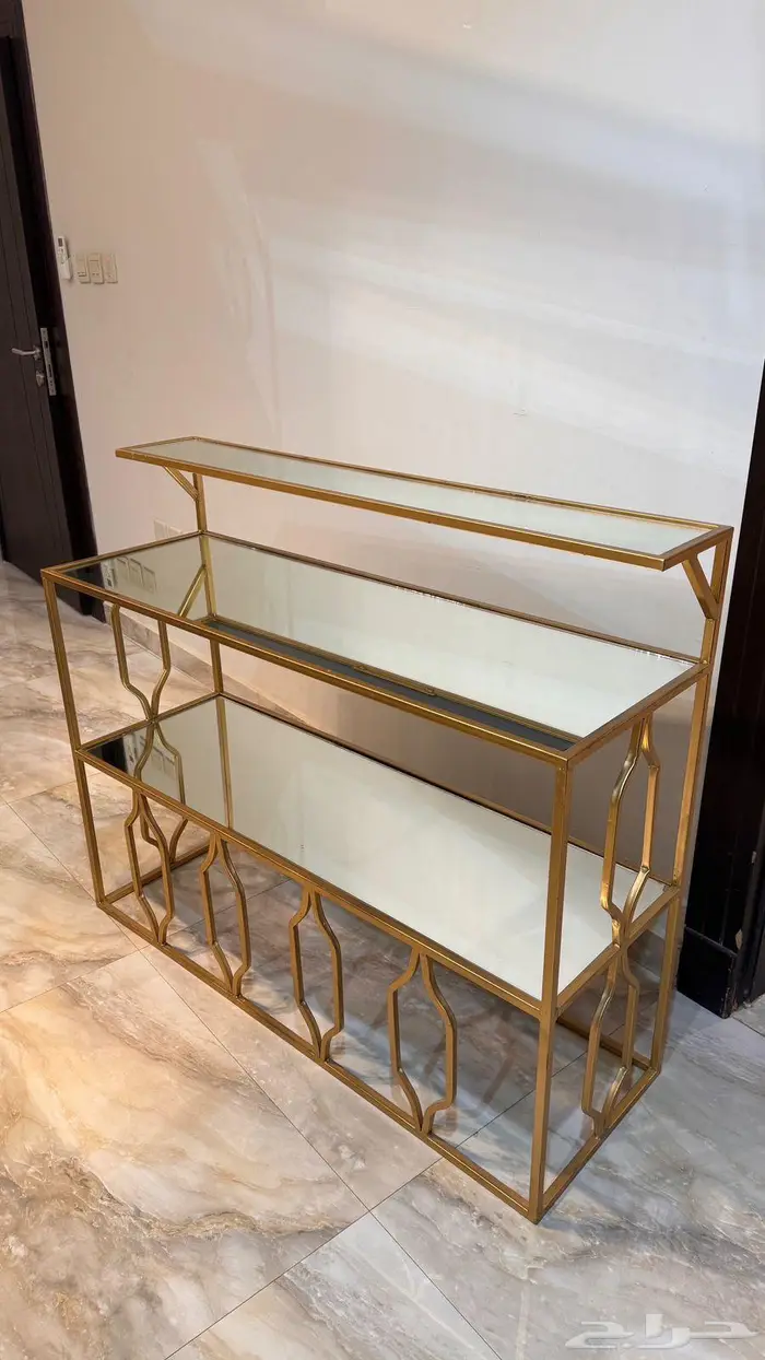 طاولات رخام ومكتبة رخام ومدخل قزاز ذهبي 3