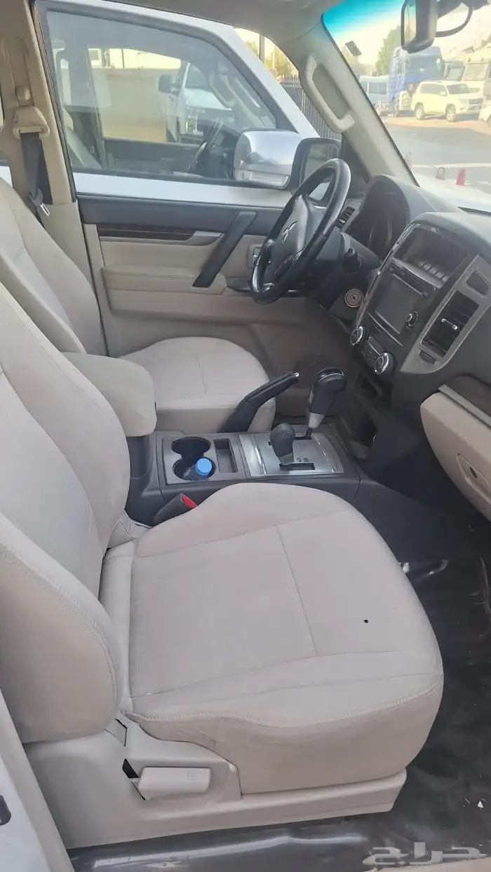 مستوبتشي باجيرو 2017 GLS للبيع مجموعة سيارات مستوبتشي باجير 1