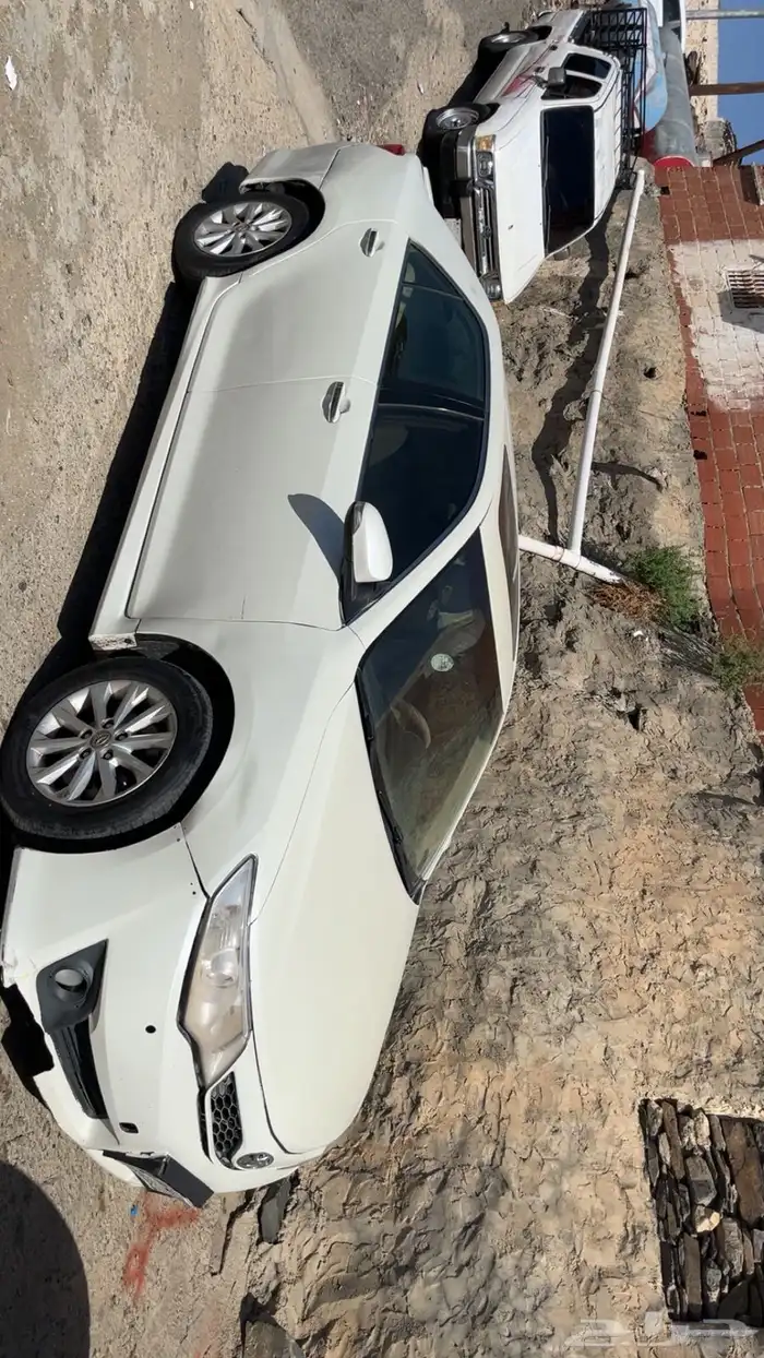 كامري موديل 2013 فتحت سقف 1