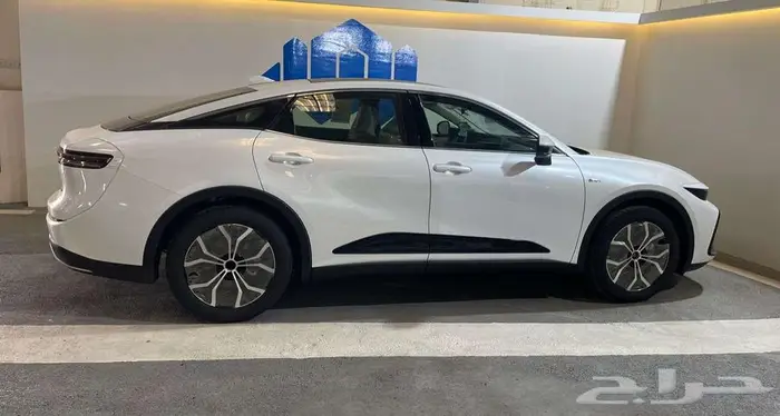 كراون بريميوم CROWN PREMIUM 2026 2