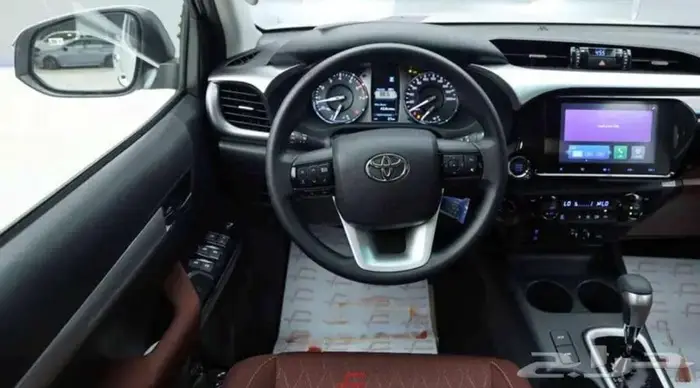 تويوتا هايلكس غمارتين دبل بنزين S. GLX موديل 2025 13