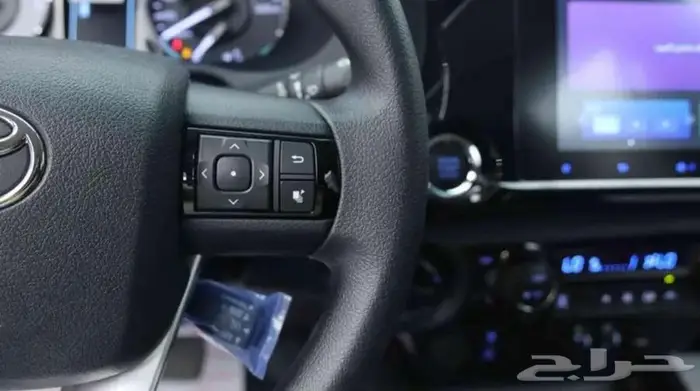 تويوتا هايلكس غمارتين دبل بنزين S. GLX موديل 2025 11