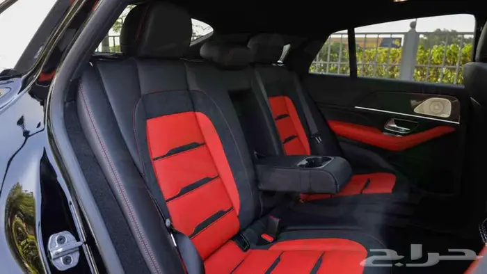 2025 مرسيدس GLE 53 AMG كوبيه 4MATIC  اصفار 19
