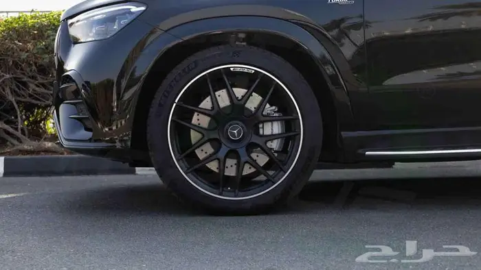 2025 مرسيدس GLE 53 AMG كوبيه 4MATIC  اصفار 25