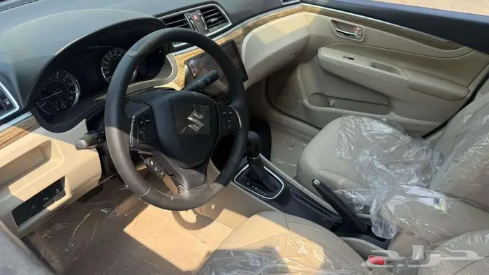 سوزوكي سياز فل كامل 25 للبيع كاش او تقسيط برواتب من 3500 8