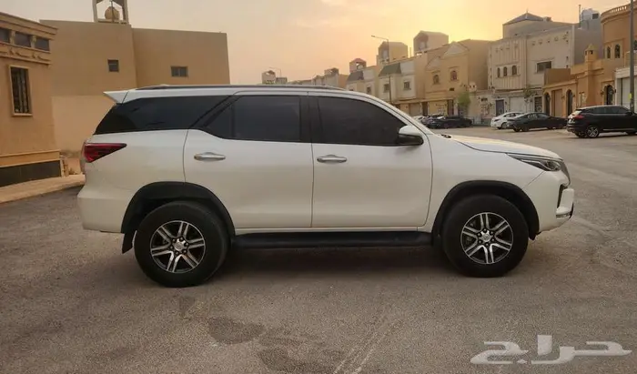 فورتشنر 2022 4