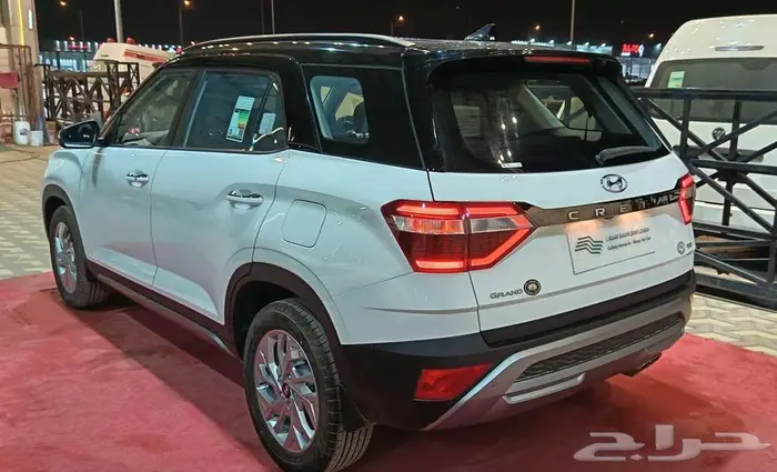 هيونداي كريتا 2023 جراند عائليه فل كامل اصفار 16
