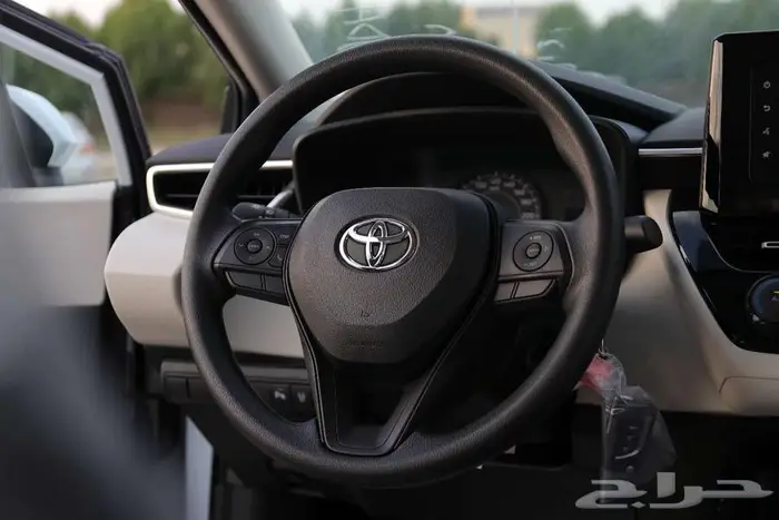 تويوتا كورولا 2025 محرك 2000 cc 7