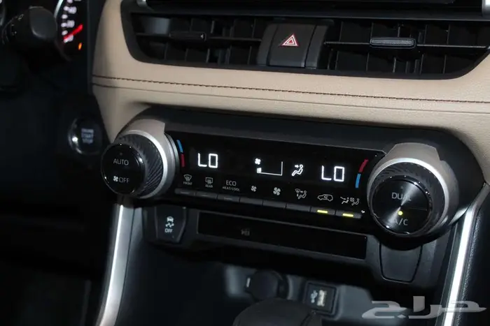 تويوتا راف  ور 2.0 XLE بنزين اتوماتيك 2025 15