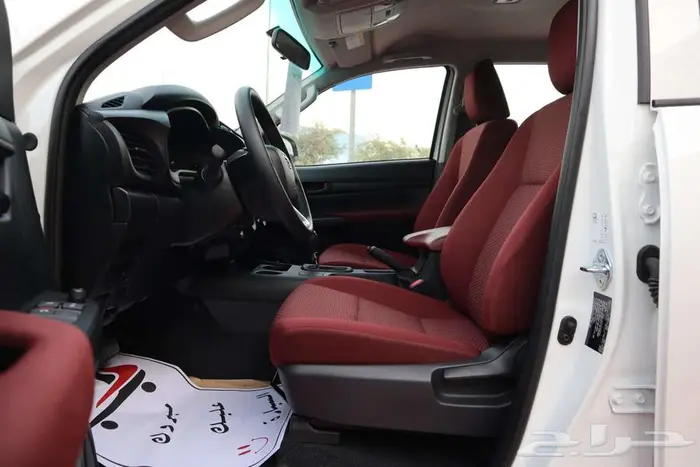 هايلوكس غمارتين DLX 4 4 اوتوماتيك ديزل خليجي 2025 9