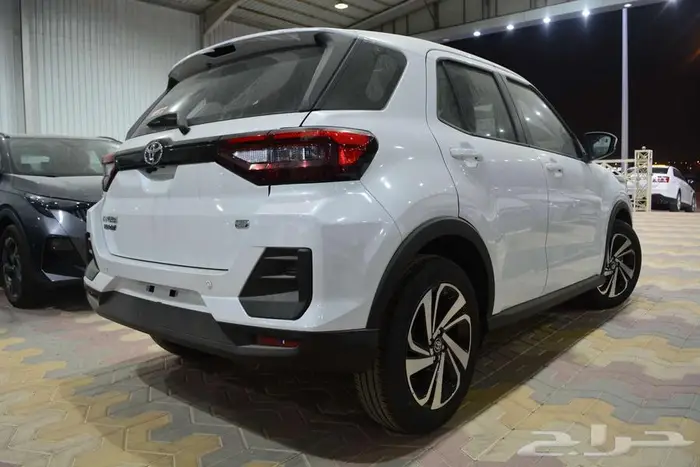 تويوتا رايز ليمتد 2026 فضى وأبيض 10