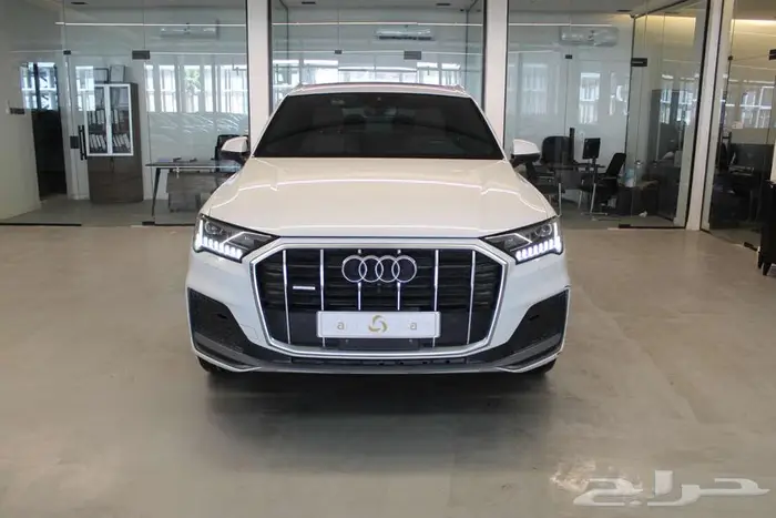 اودي Q7 2021 0