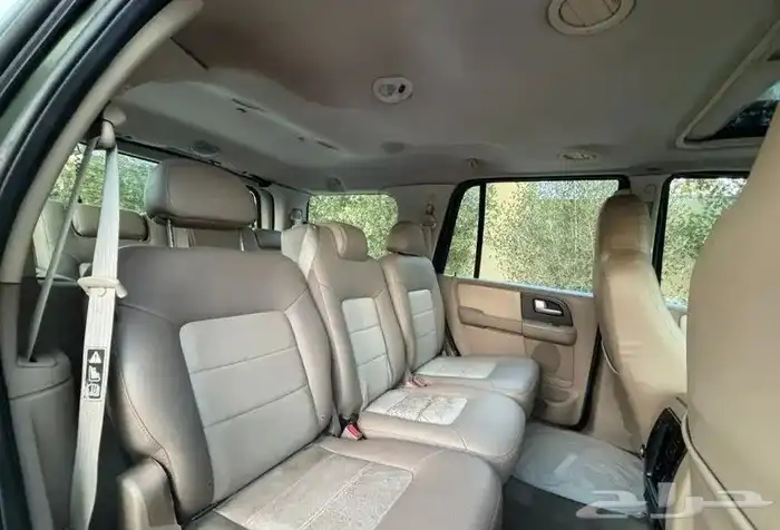 للبيع سيارة فورد اكسبيديشن امريكي عائلية مجددة ومفحوصة 4