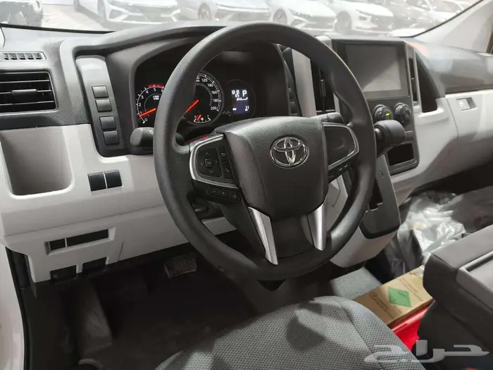 تويوتا هايس فان بضاعة ديزل سقف عالي جير اتوماتيك 2026 13