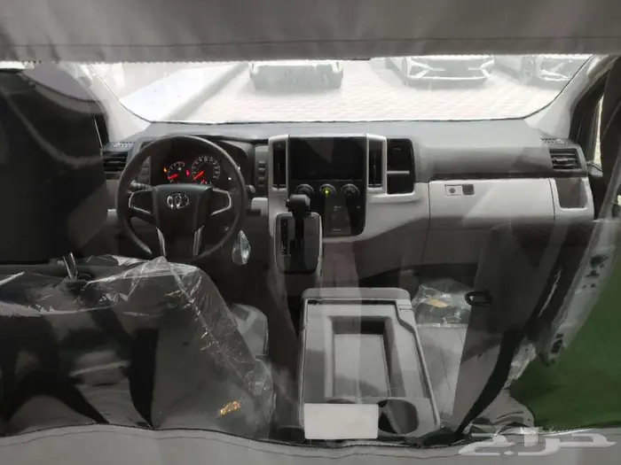 تويوتا هايس فان بضاعة ديزل سقف عالي جير اتوماتيك 2026 8