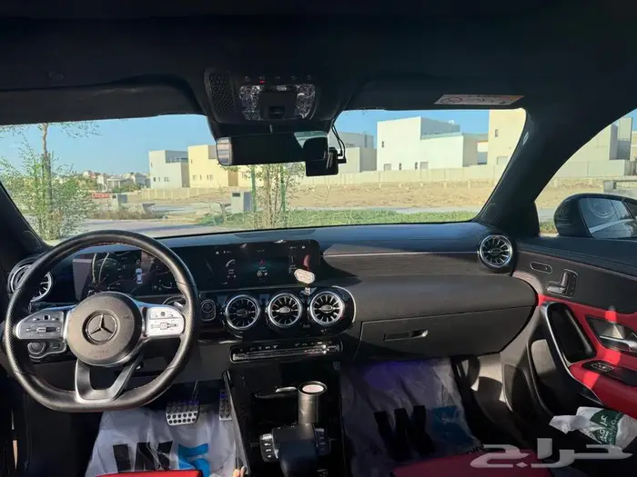 مرسيدس cla شبه جديد 8