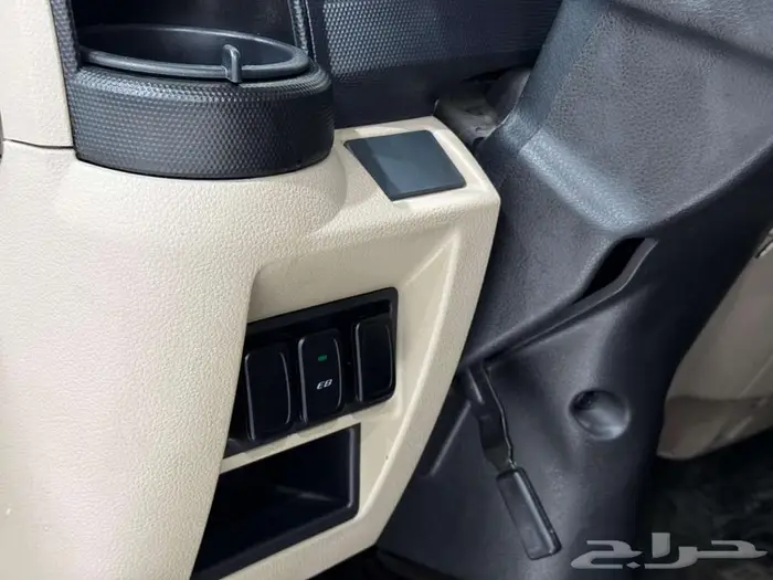 دينا 4 طن اشوك ليلاند 2023 الضمان الذهبي 10