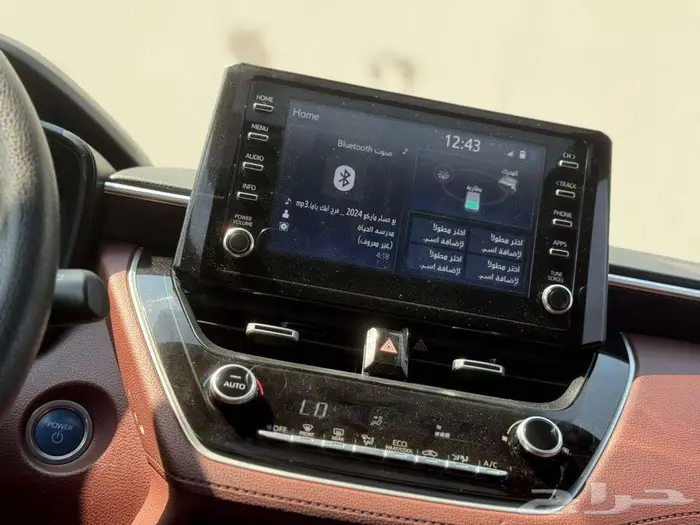 تويوتا كروس موديل 2022 ممشي 1500 كيلو بنزين و كهرباء عرض خاص 12