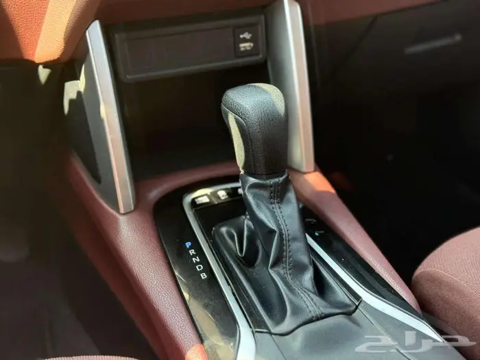 تويوتا كروس موديل 2022 ممشي 1500 كيلو بنزين و كهرباء عرض خاص 13