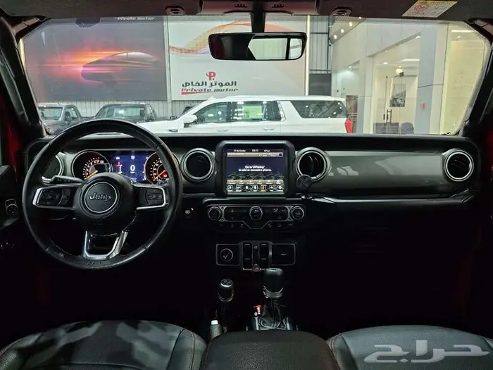 جيب رانجلر صحارى 2020 13