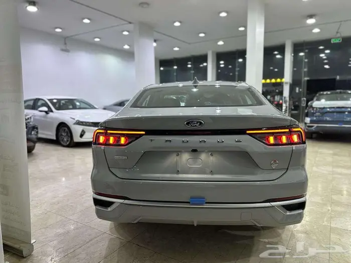 فورد تورس امبيانتي افلانش 2025 -FORD TAURUS AMBIENTE 6