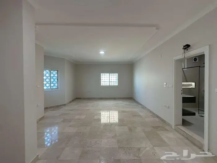 فيلا راقية للإيجار بحي النهضة 30