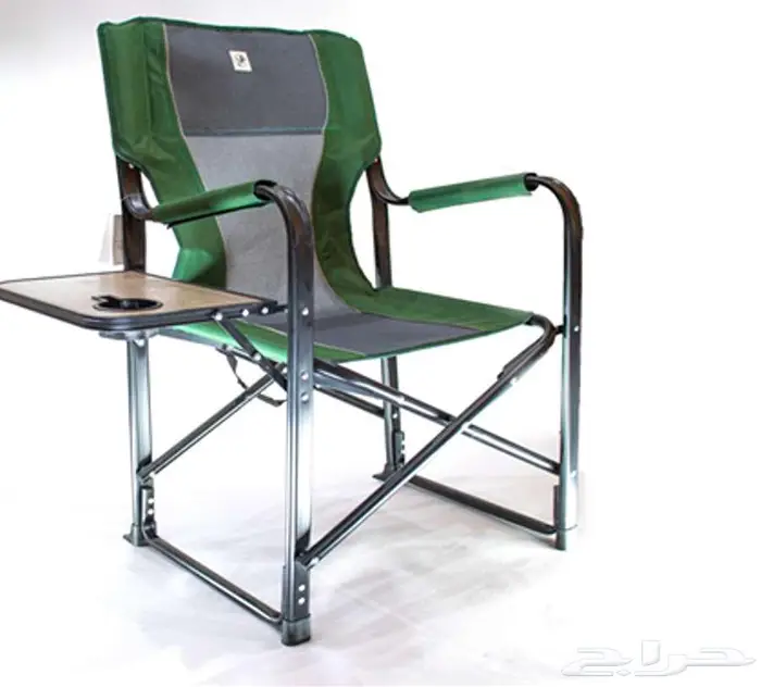 كرسي فاخر من شركة قمرا مع طاولة جانبية 3