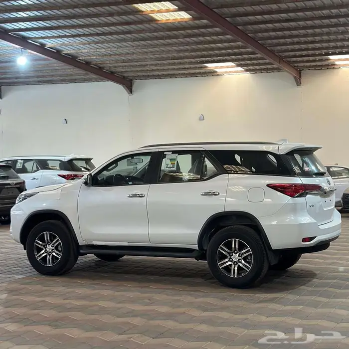 تويوتا فورتشنر 2025 3