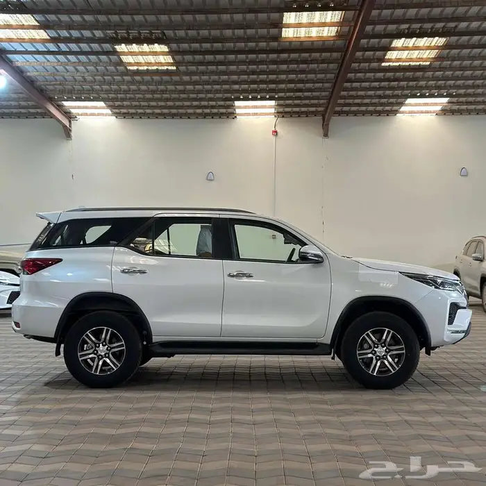 تويوتا فورتشنر 2025 5